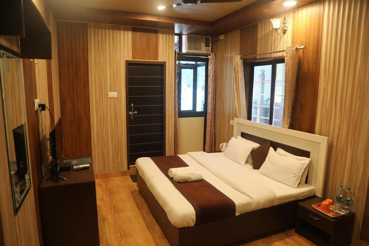 The Mountain View Rishikesh Exterior photo