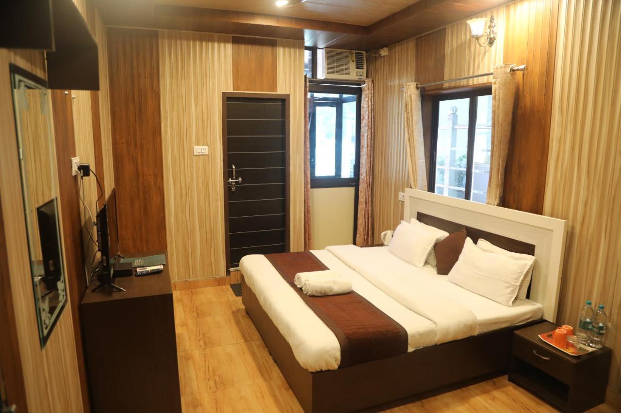 The Mountain View Rishikesh Exterior photo